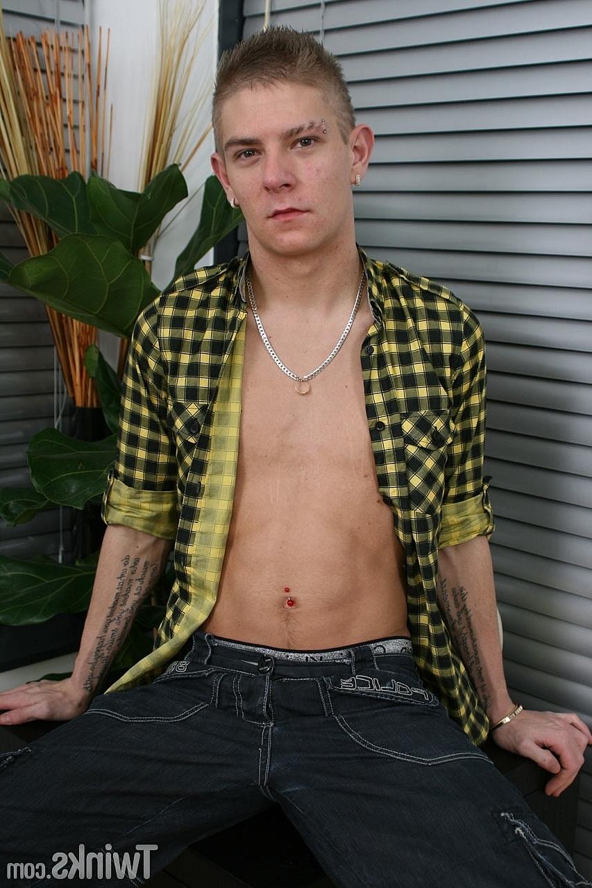 20P Handsome twink Mark Henley strips to his undies and masturbates passionately