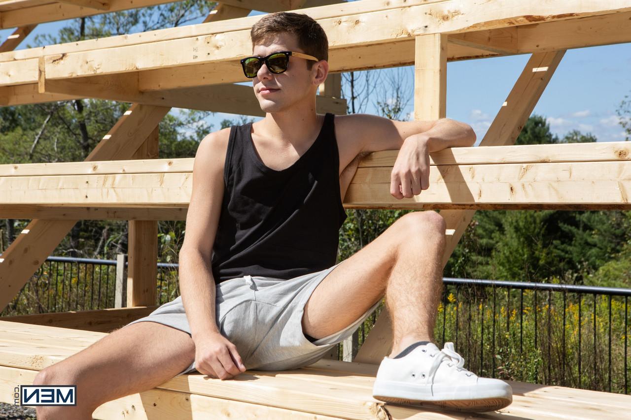 16P Männer mit Joey Mills, Leo Louis