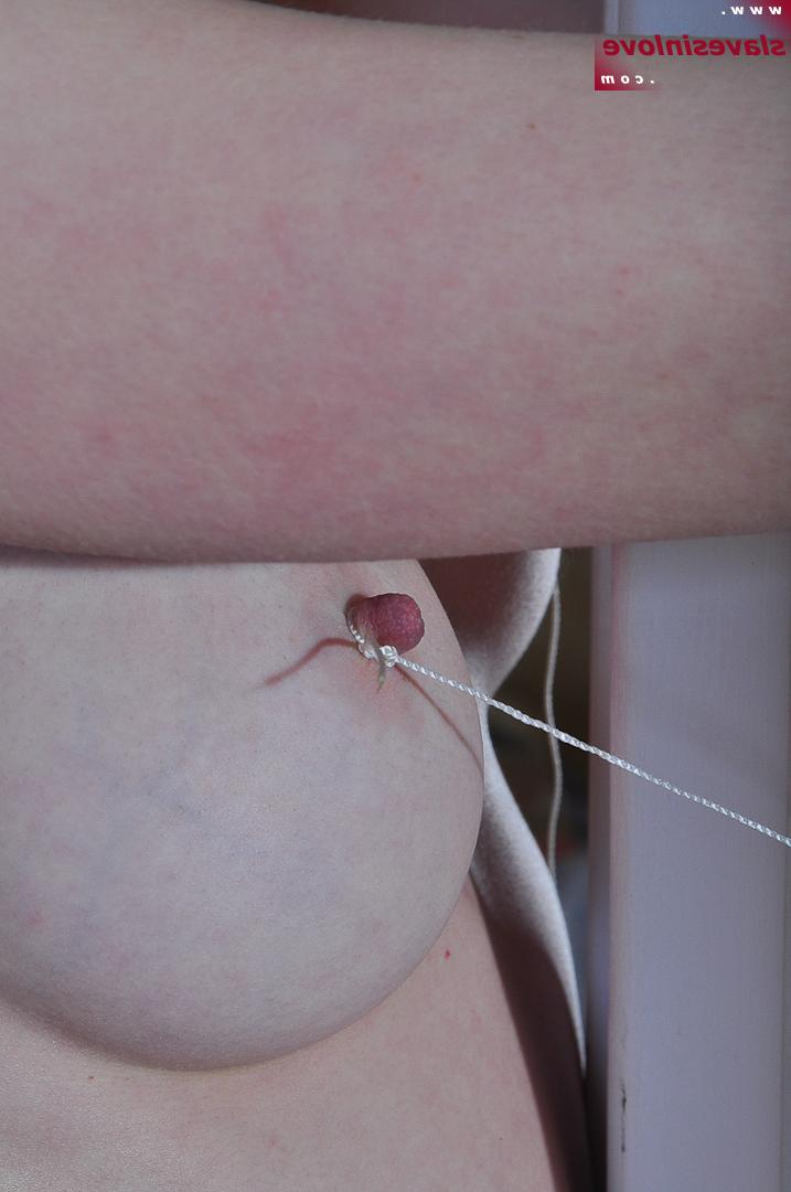 14P Dark haired slave Tanata sucks off her Master after being tortured