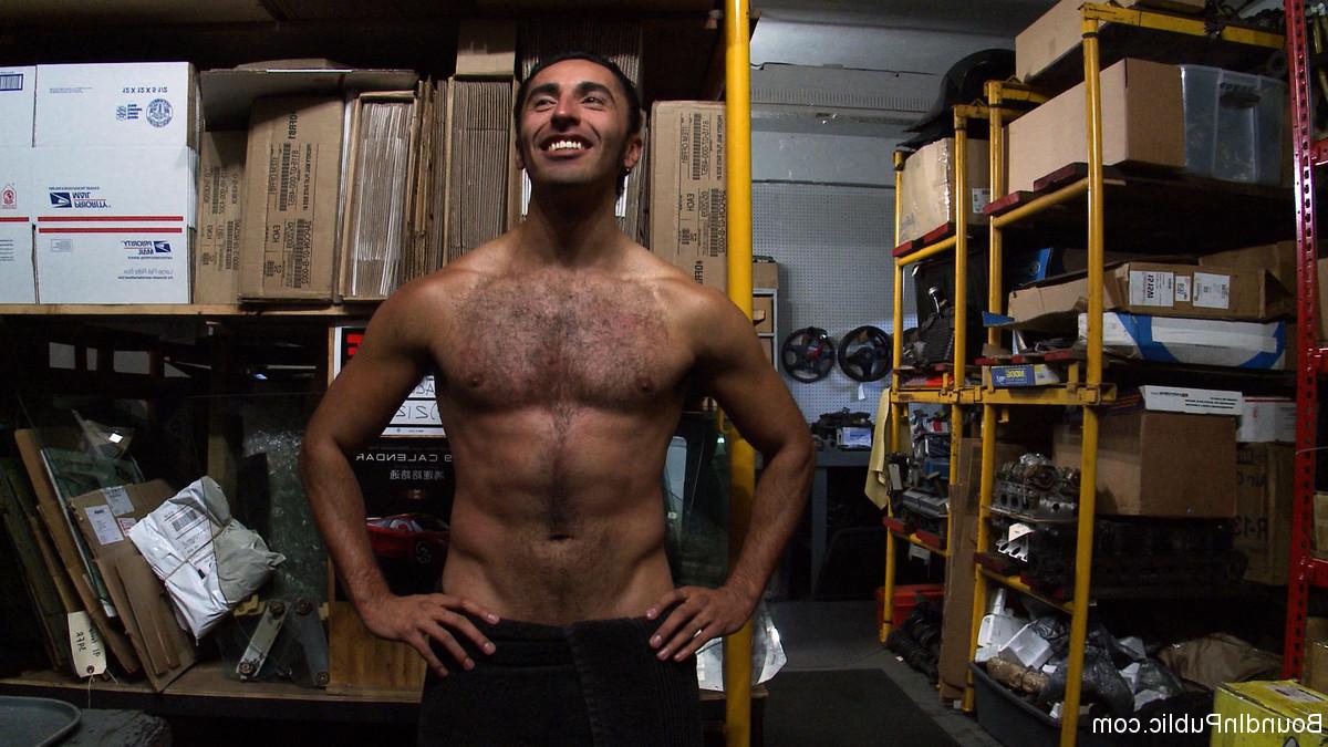 20P Bound in Public Spencer Reed, Gianni Luca