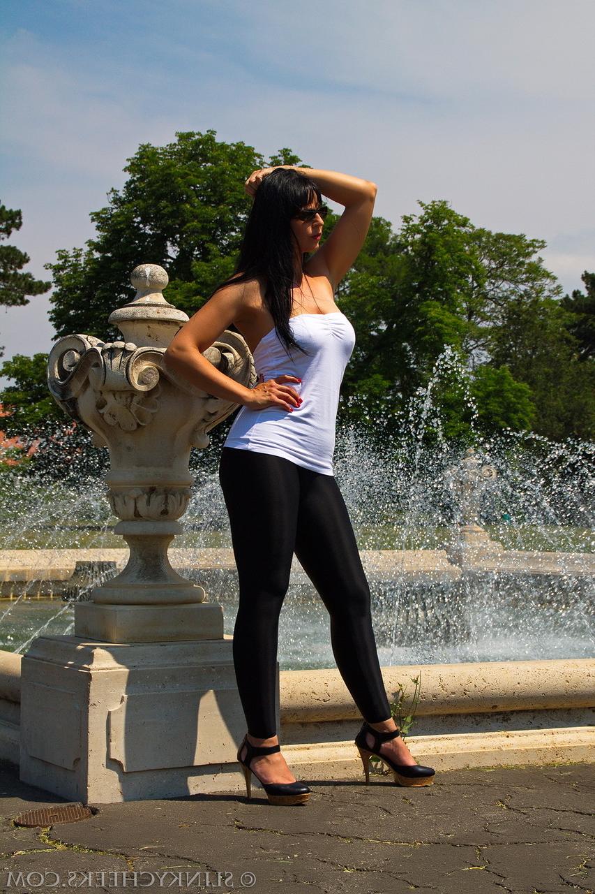 15P Hot MILF Desyra Noir shows off her gorgeous body in yoga pants & high heels
