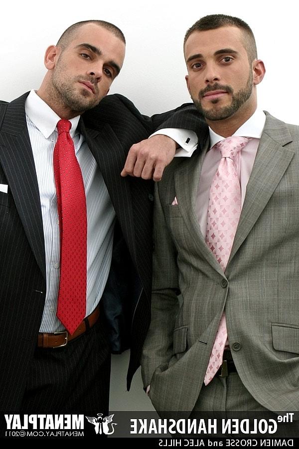 16P Empresários gays gostosos Alec Hills e Damien Crosse transando no banheiro público