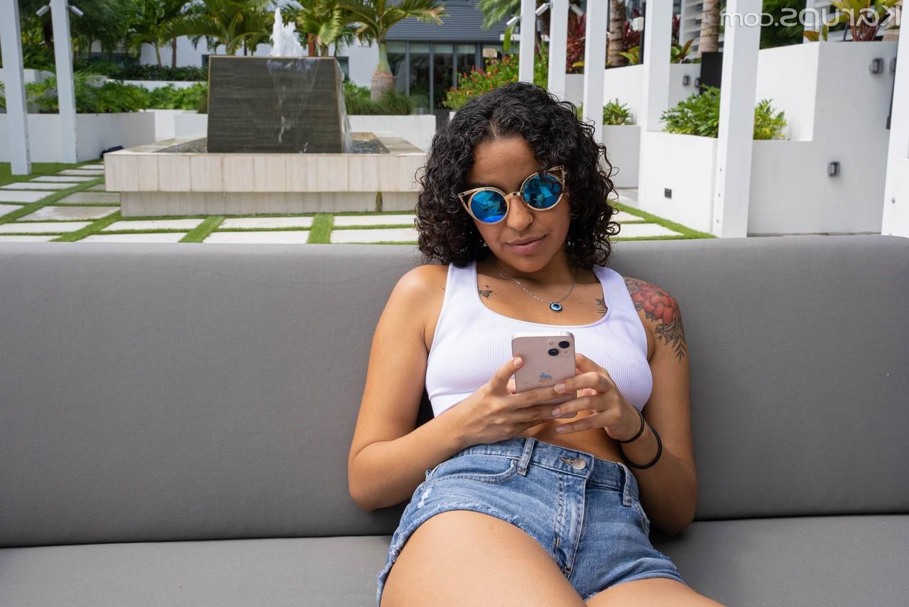 20P Amadores da cidade natal de Karups Alix Avery, Nicky Rebel
