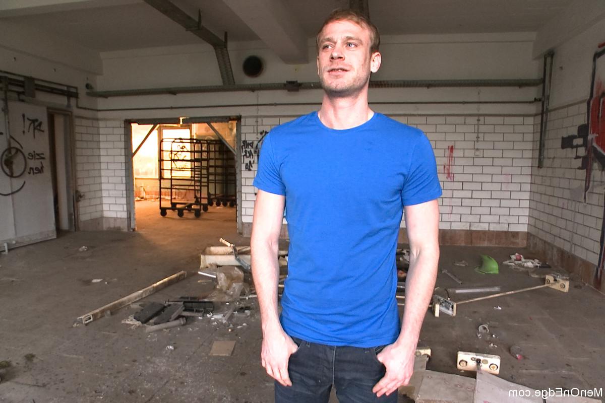 20P Men On Edge Marco Schwarz