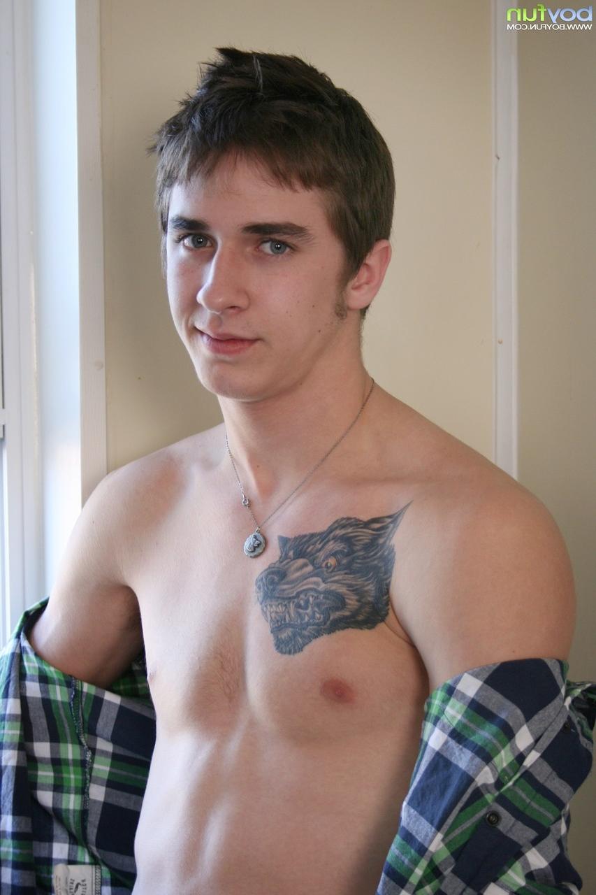 20P Boy Fun Axel Rhodes