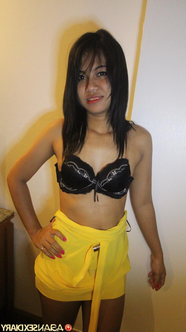 20P Beautiful Asian babe Gay enjoys some POV sex & takes a cumshot on her big ass