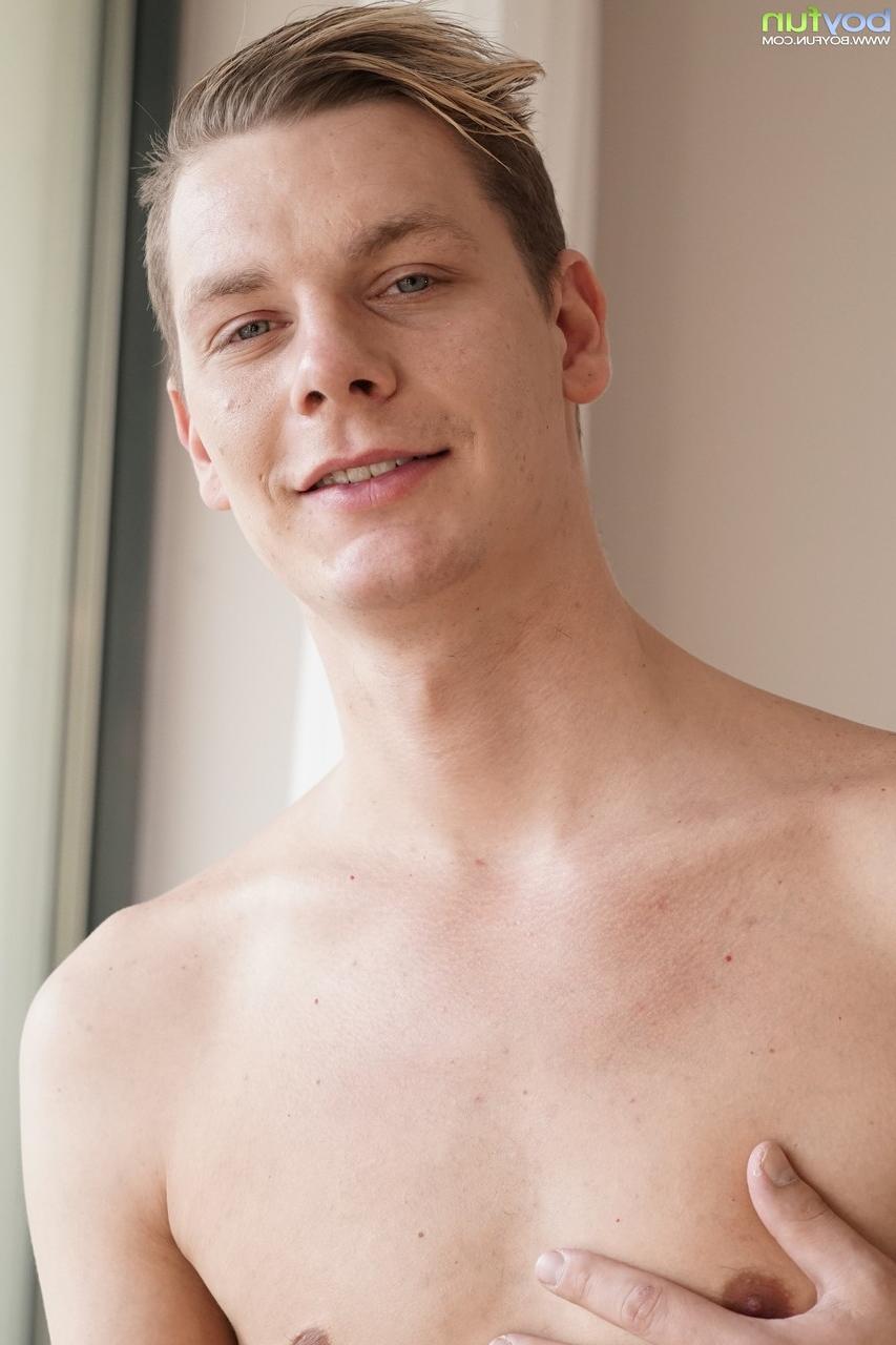 20P Boy Fun Damon Diesel