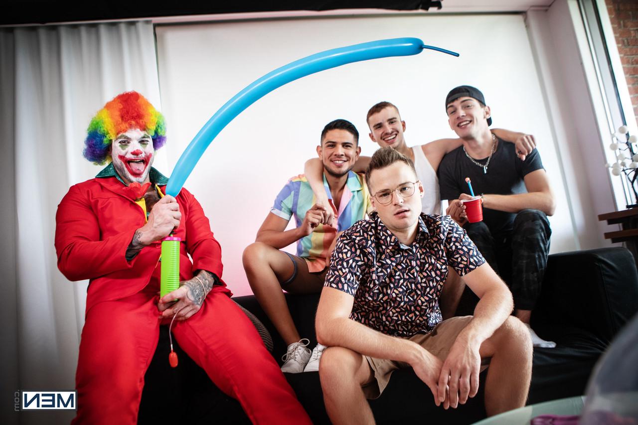 17P Men Com Брент Норт, Уильям Сид