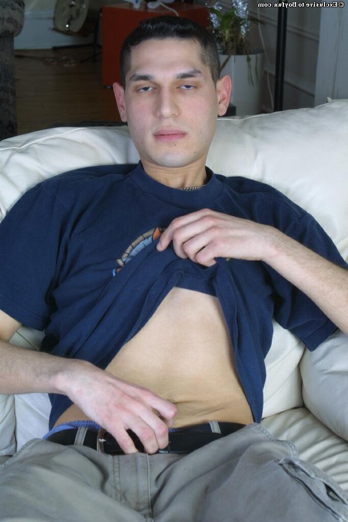 20P Gay Caucasian hunk Sean unveils his hairy big booty and jerks off