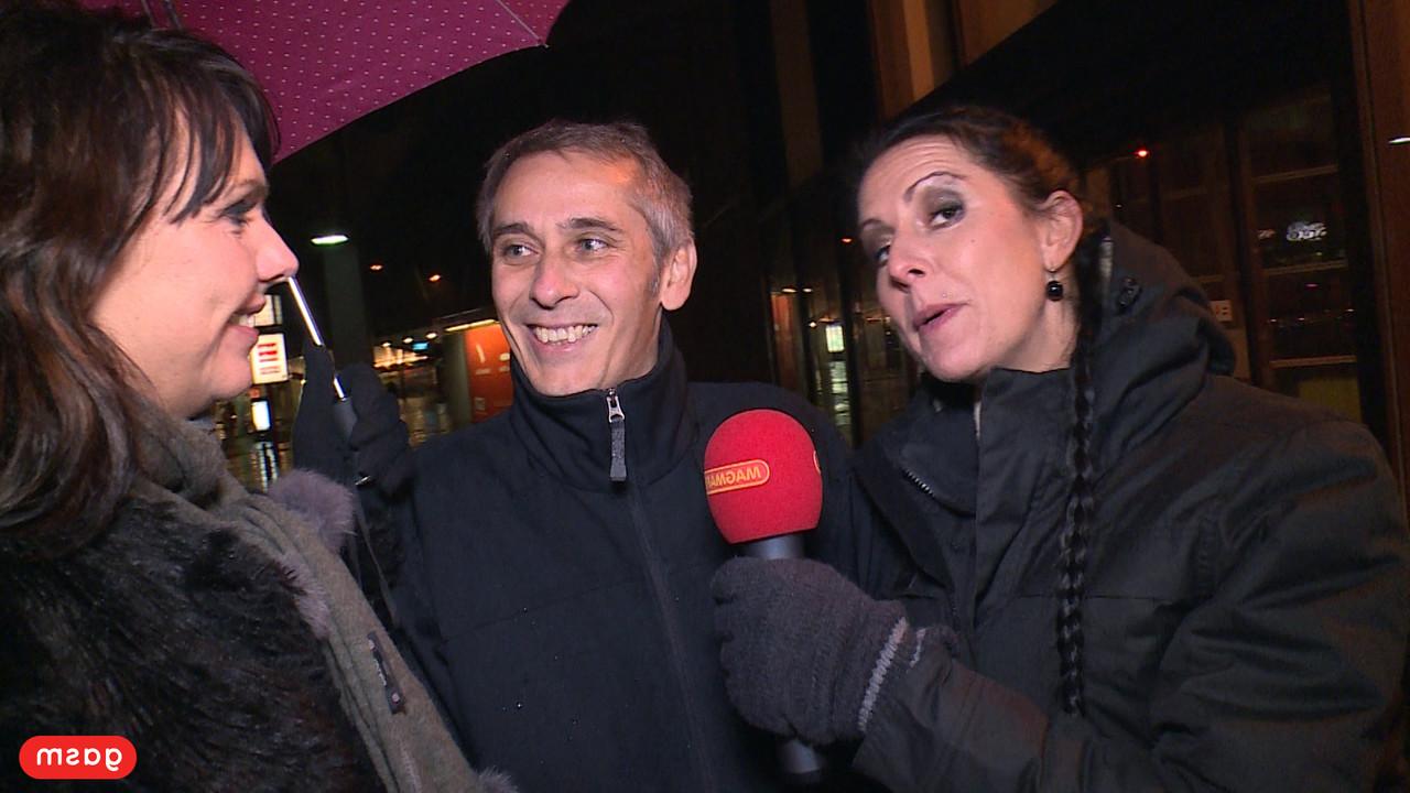 15P A loira madura Lana Vegas sopra um garanhão em um trio oral FFM