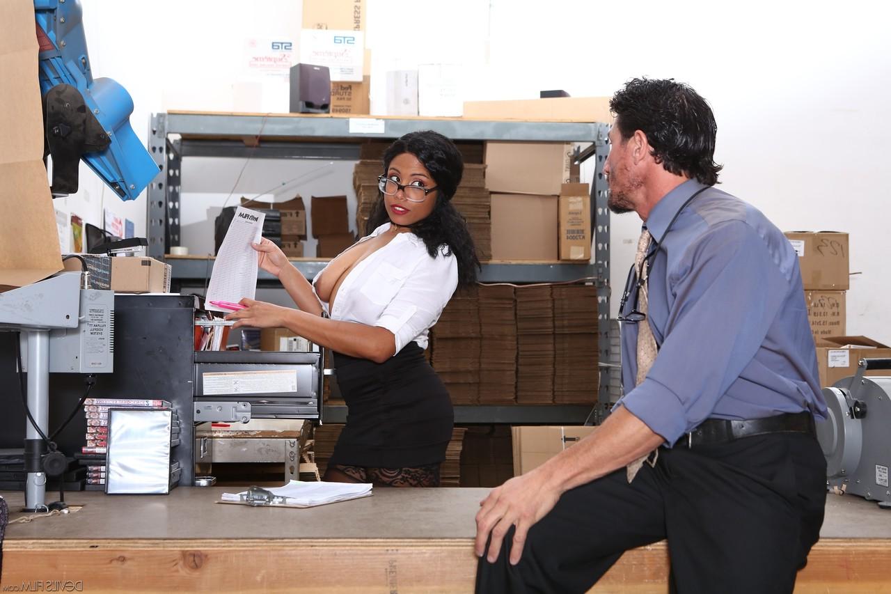20P Ebony secretary with saggy tits Quinn Quest gets nailed by her white colleague