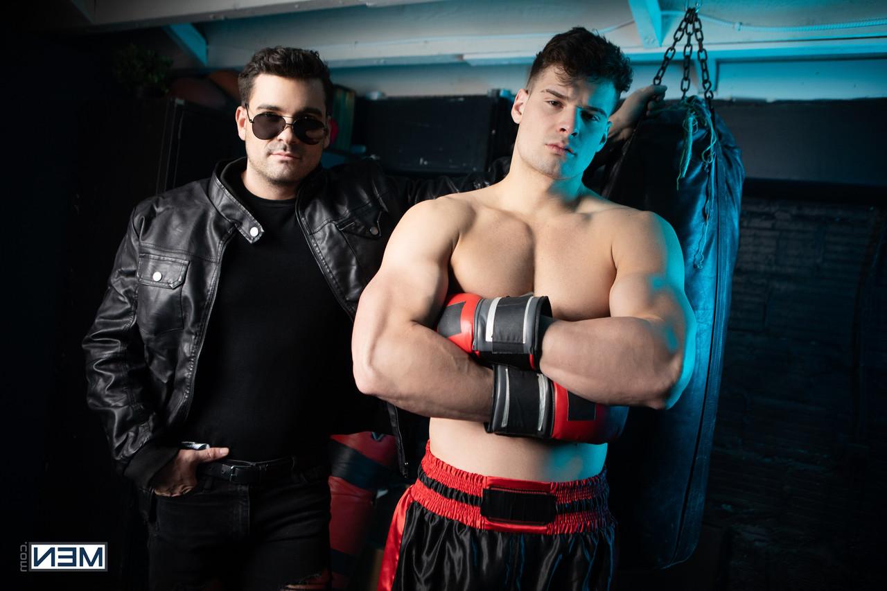 20P Homens Com Malik Delgaty, Presley Scott