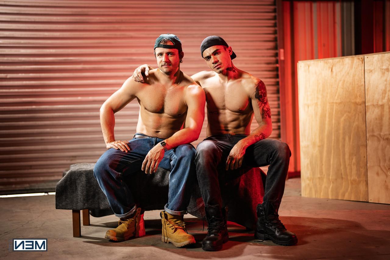 17P Men Com Ashton Summers, Nate Grimes