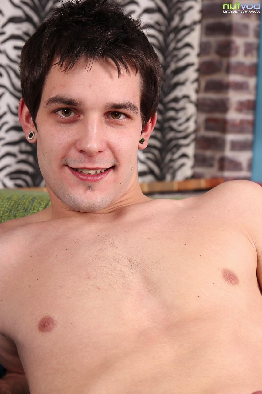 20P Junge Spaß Nick Daniels