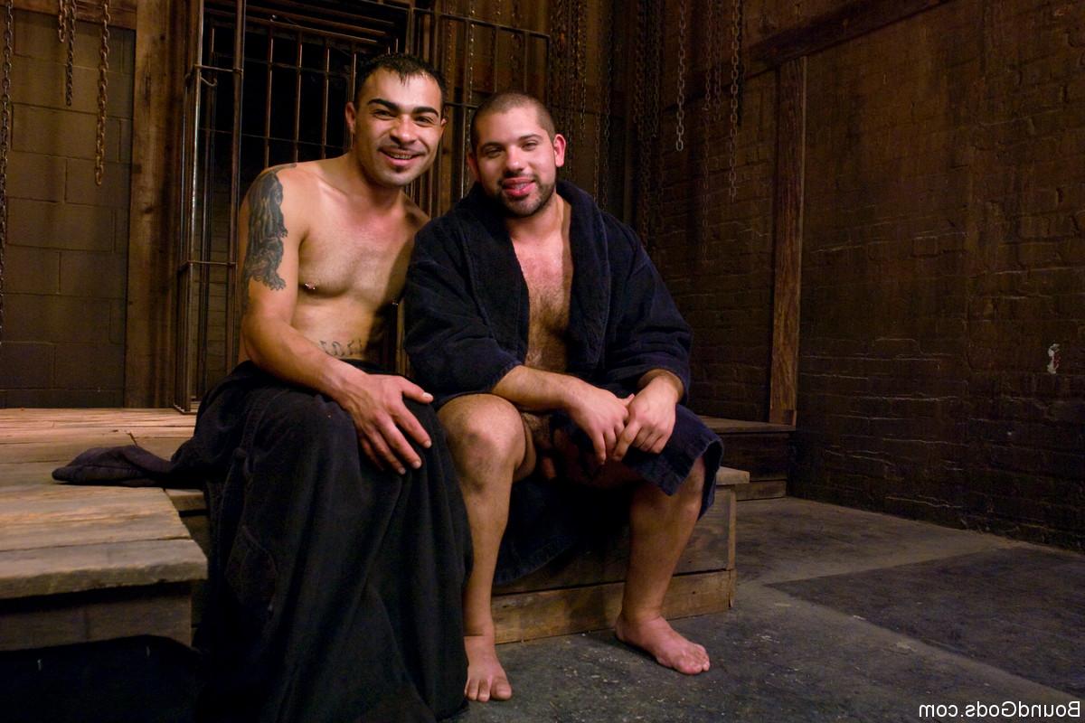 20P Bound Gods Alessandro Del Toro, Rico, Van Darkholme