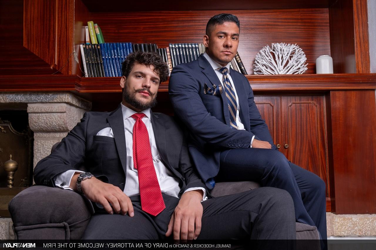 20P Hot bodybuilders Samuel Hodecker and Sancho fuck hard in sexy suits