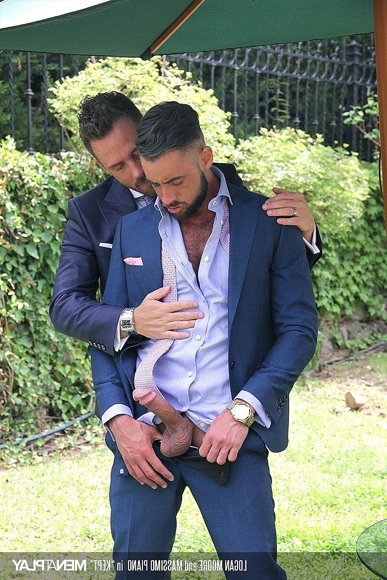 20P Gay hunks Logan Moore & Massimo Piano have anal sex with each other