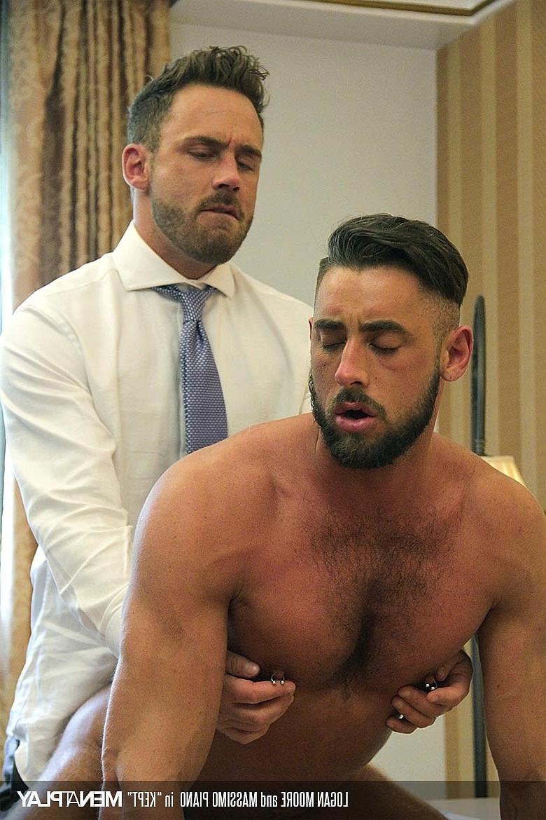 20P Gay hunks Logan Moore & Massimo Piano have anal sex with each other