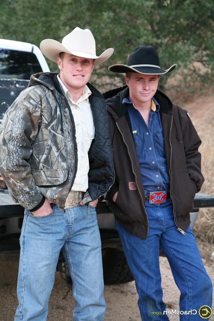 20P Cowboys gays Dakota e Levi 2 fazem sexo anal hardcore em um quarto de hotel