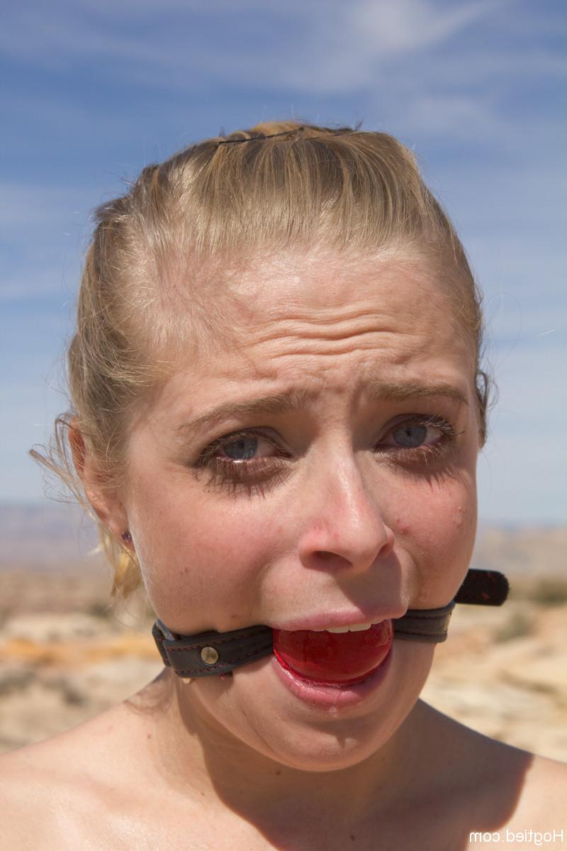 20P Hot blondes Penny Pax & Cherry Torn get paraded naked & tied up in the desert