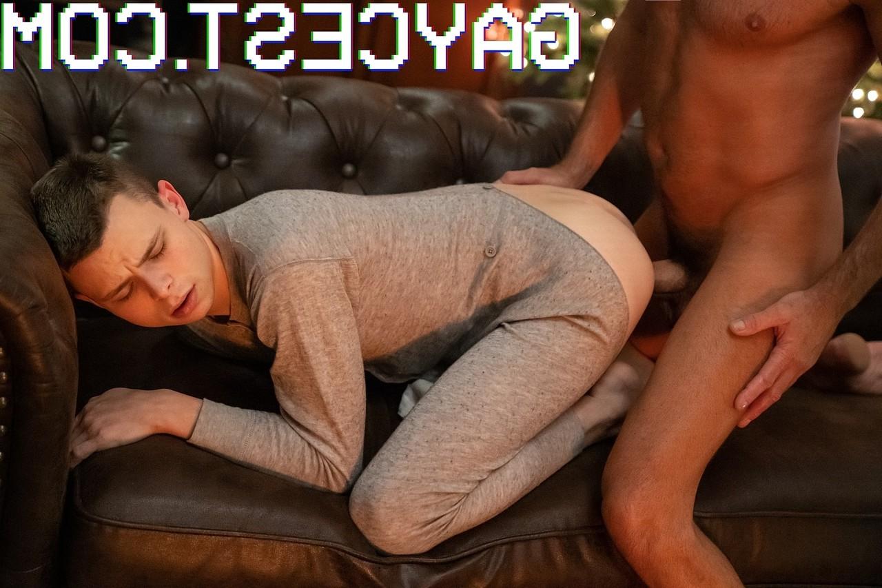 20P Seely Austin gets woken up and ass fucked by his perverted gay stepdad Mr Cox
