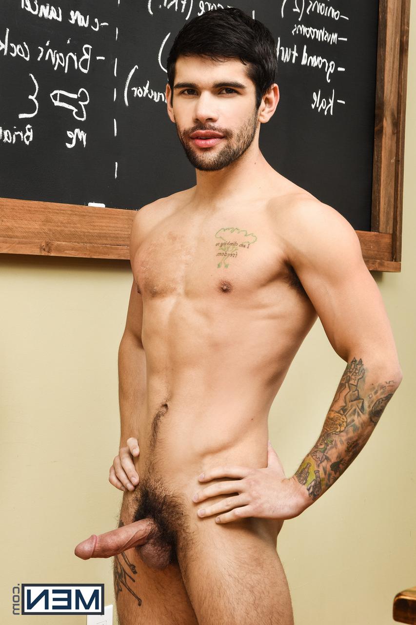 17P Tattooed fags Brian Michaels & Ty Mitchell bareback fuck on the dining table
