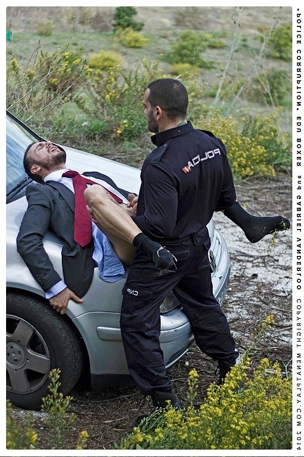 20P Gay policeman Edu Boxer has a doggystyle anal quickie with a hot bottom