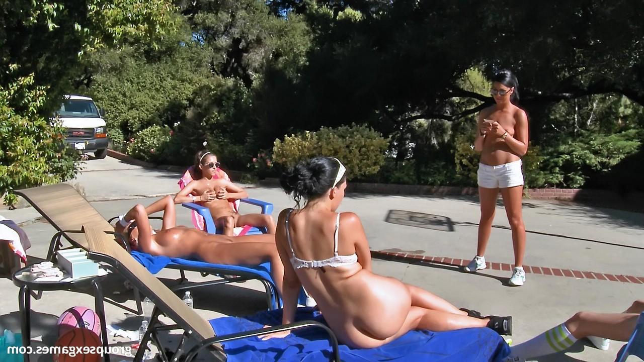 20P Sunbathing chicks on lounge chairs spontaneously decide upon lesbian group sex
