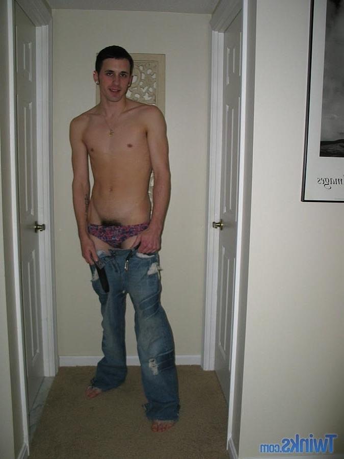 20P Shaved-headed gay boy Nate L stripping and masturbating in the hallway
