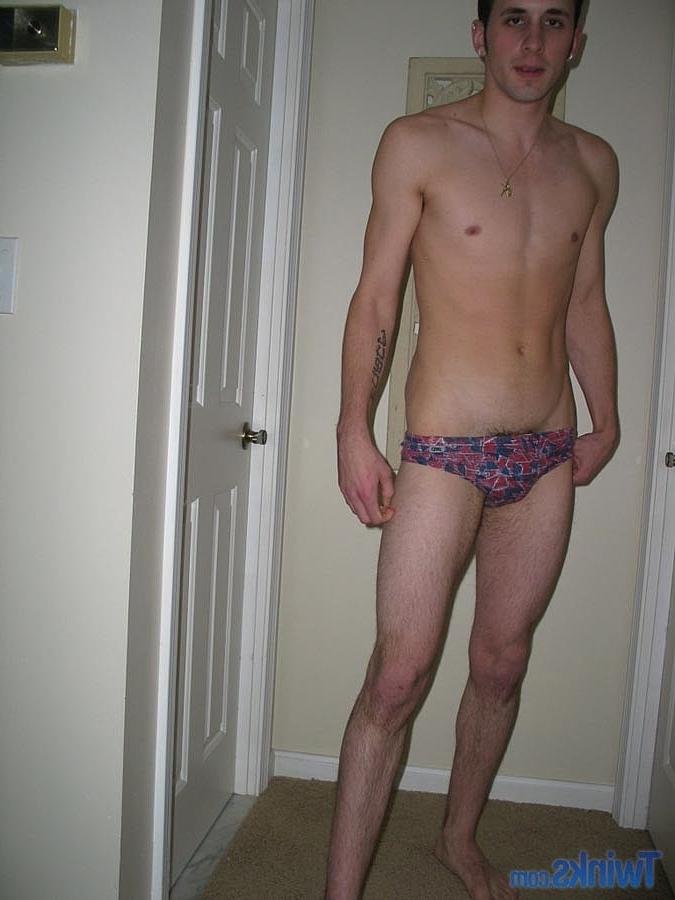 20P Shaved-headed gay boy Nate L stripping and masturbating in the hallway