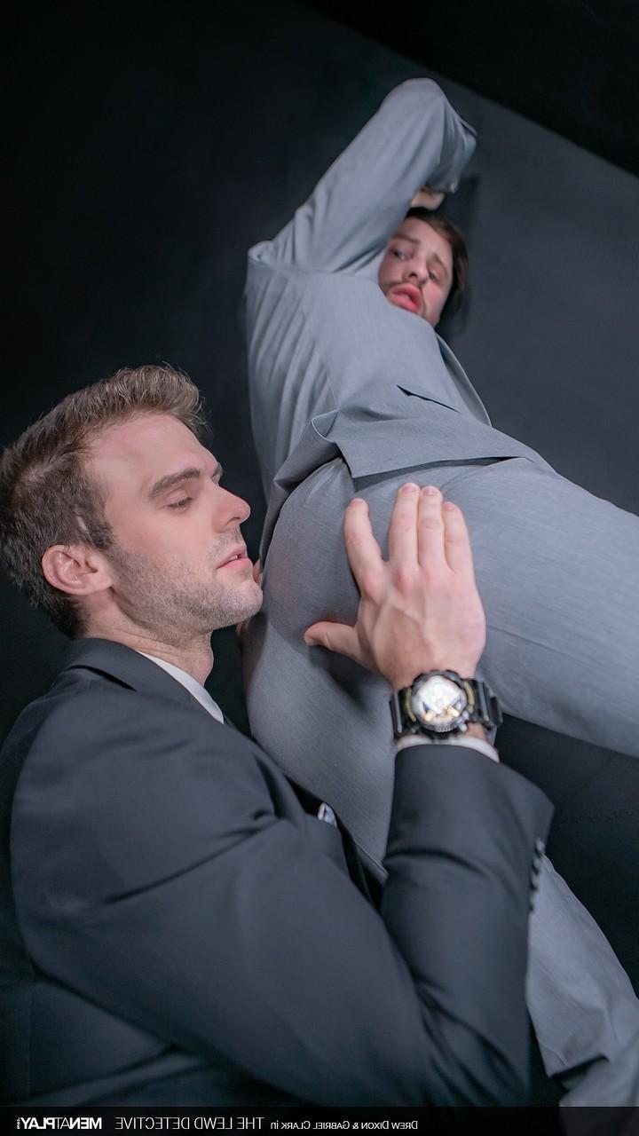 20P Caras gays gostosos Drew Dixon e Gabriel Clark fodem forte anal