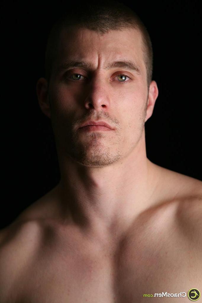 20P Muscular stud Franke strips fully naked and shows off his big cock