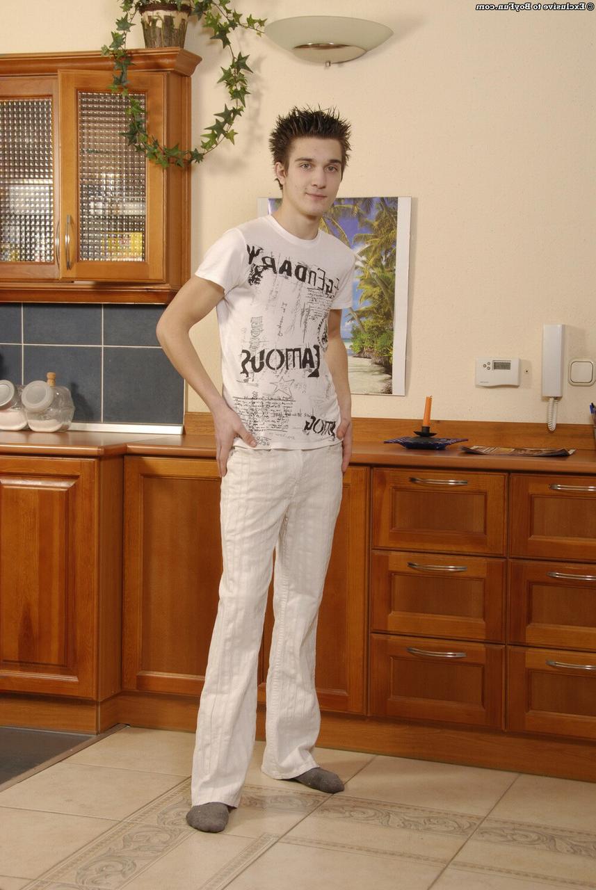 20P Boy Fun Raul