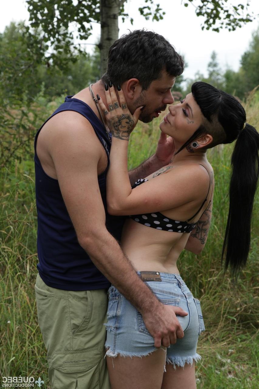 20P Tattooed Canadian coed Lily Fatale suck her BF's big dick & rides it outdoors