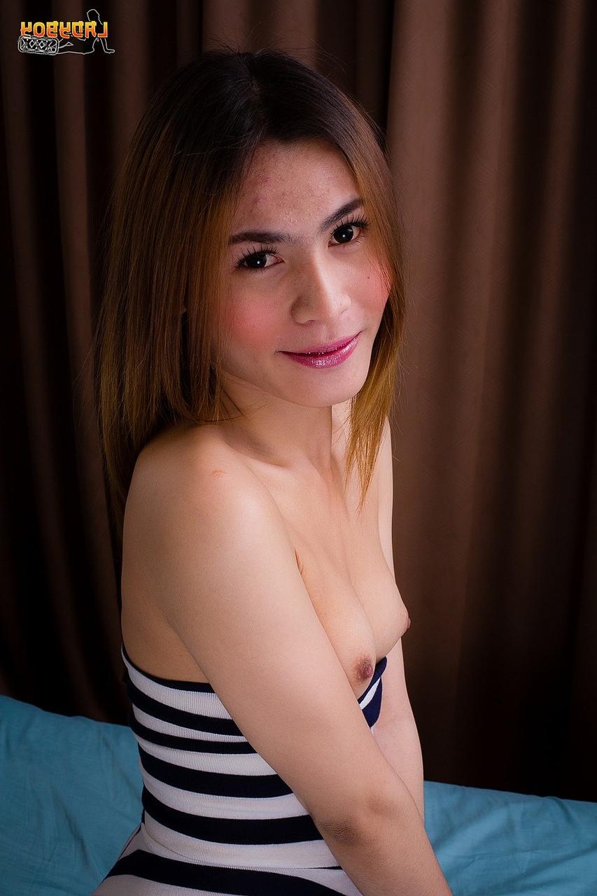 16P Asiático TGirl Pastel Dulce