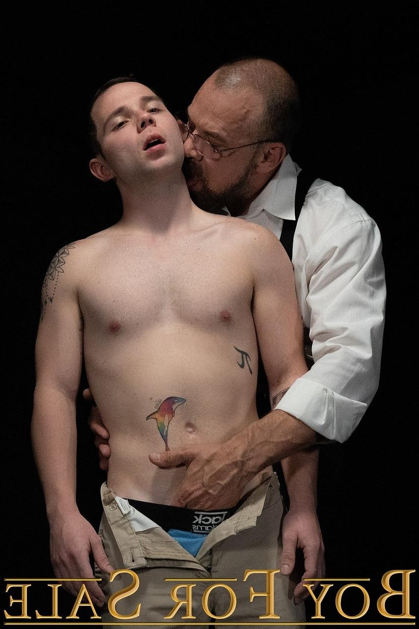 20P Cruel mestre gay Ballard pune analmente adorável twink The Boy Danny