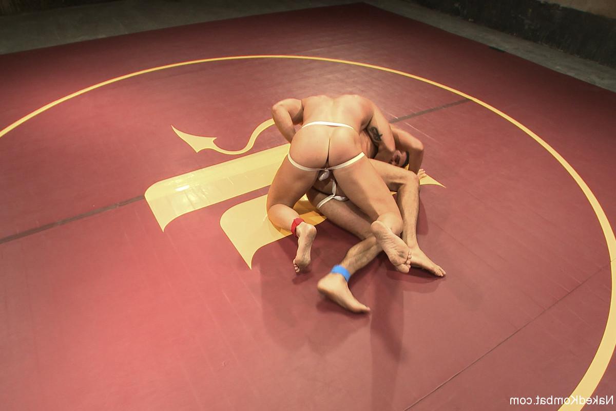 20P Naked Kombat Mitch Vaughn, Rich Kelly