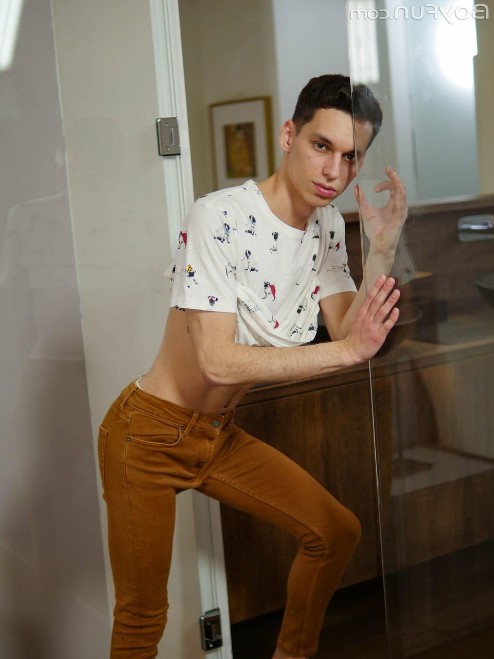 20P Boy Fun DARIN BOSWELL