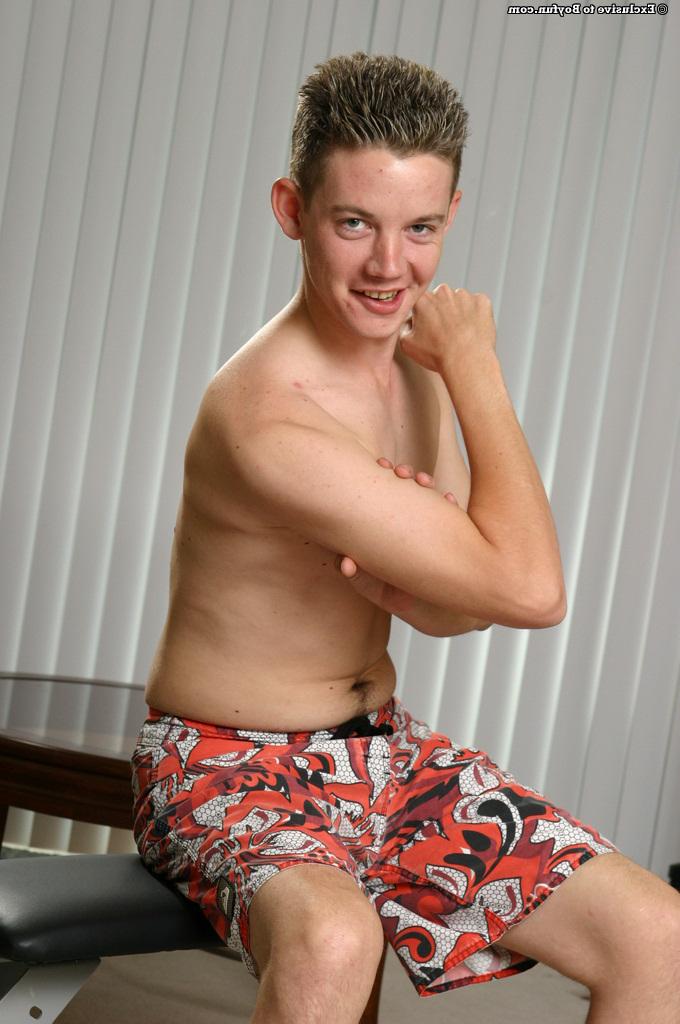 20P Sweet twink Joey Skyhawk exercises before stripping and masturbating