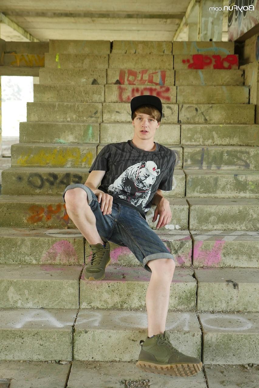 20P Boy Fun ANTONY CARTER