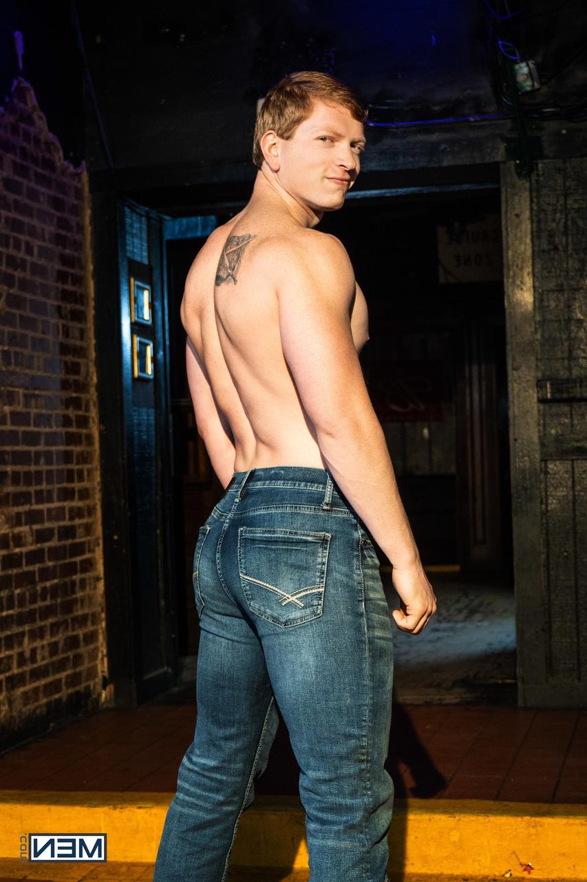 20P Men Com Kyle Connors, Nic Sahara