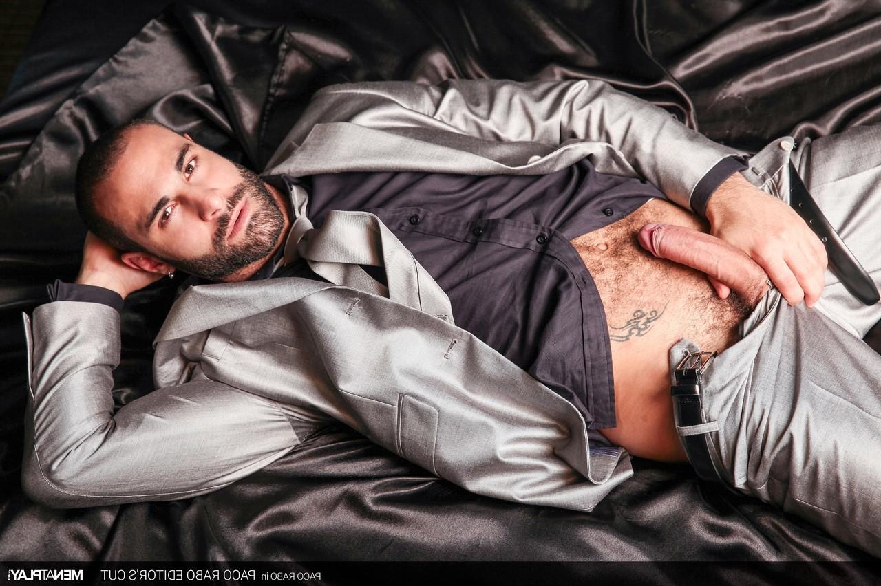 20P Muscular gay Paco Rabo fists his anal love hole during a sexy striptease