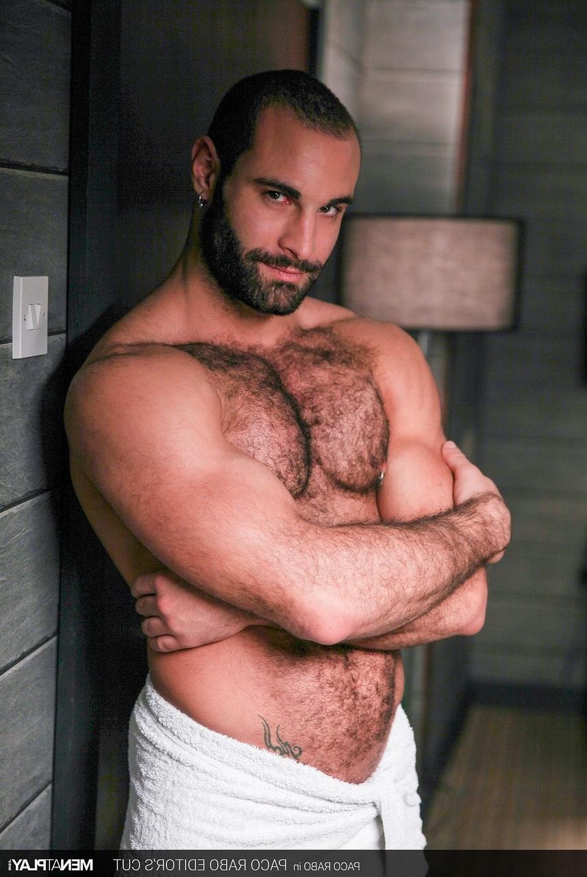 20P Muscular gay Paco Rabo fists his anal love hole during a sexy striptease