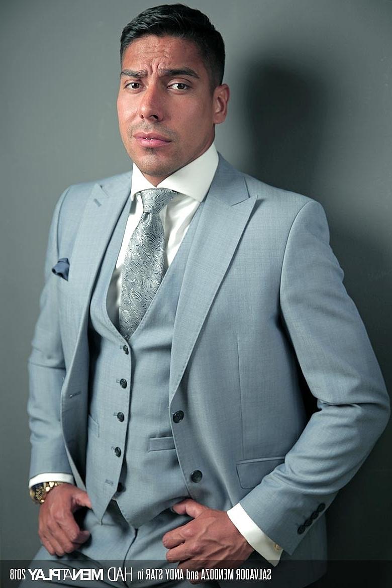 20P El moreno gay Andy Star follado por su jefe Salvador Mendoza en el trabajo