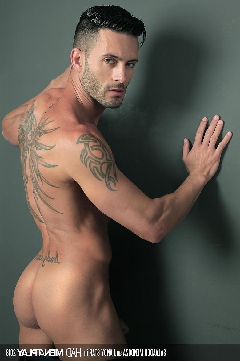 20P El moreno gay Andy Star follado por su jefe Salvador Mendoza en el trabajo