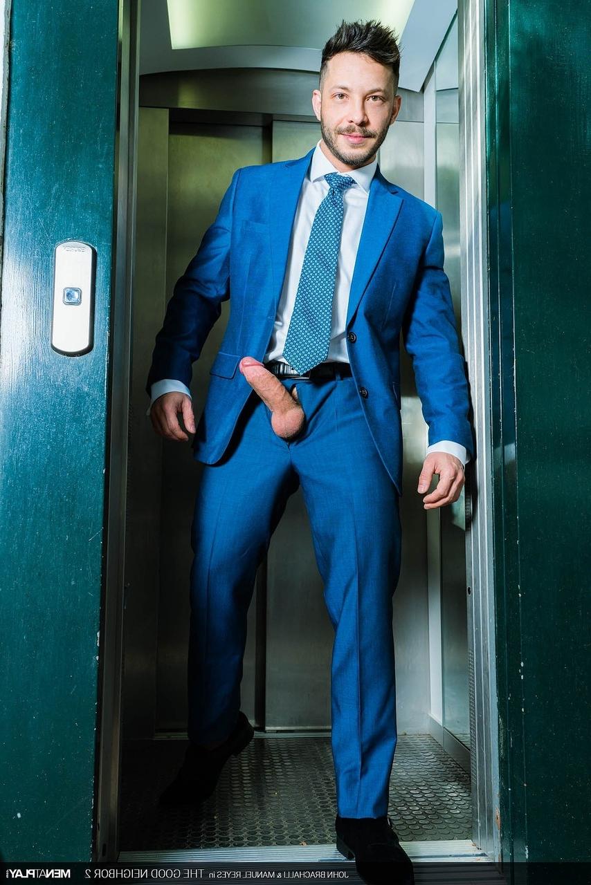20P Os gays John Brachalli e Manuel Reyes se trocam e fazem sexo anal selvagem