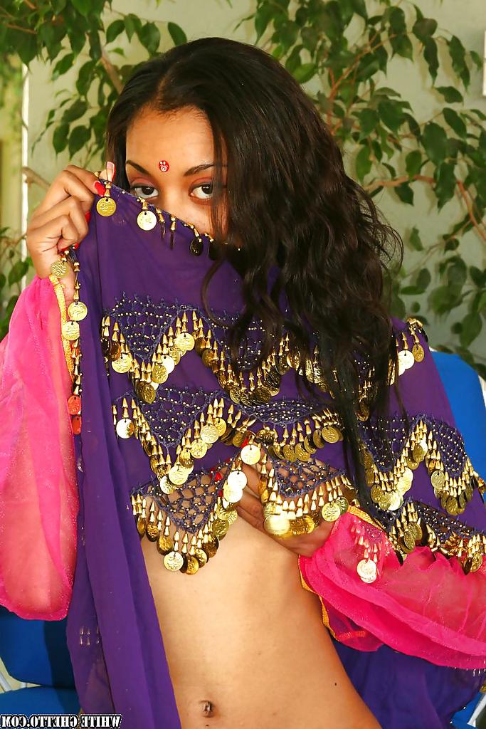 15P Fuckable indian slt with neat fanny and slender legs stripping outdoor