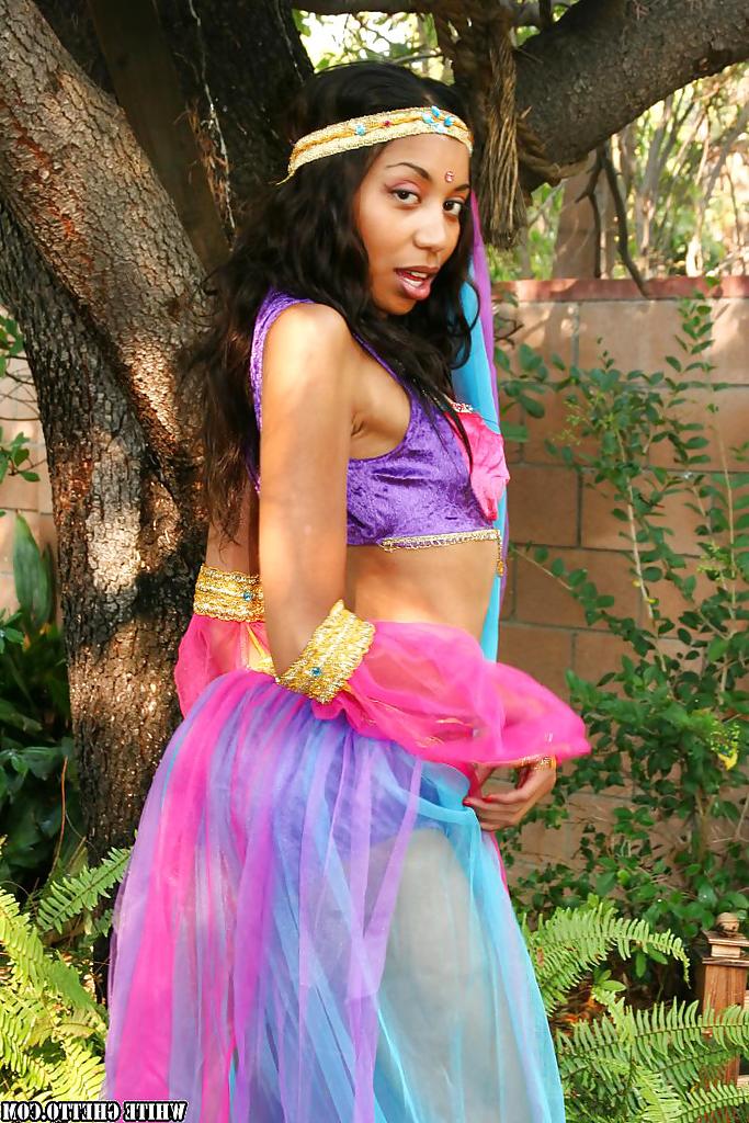15P Fuckable indian slt with neat fanny and slender legs stripping outdoor