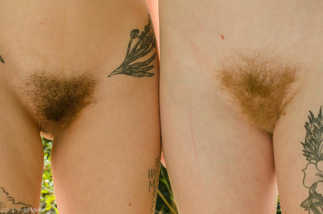 20P Sexy teens with hairy armpits Ivy Blair and Willow Amor kiss each other's bush