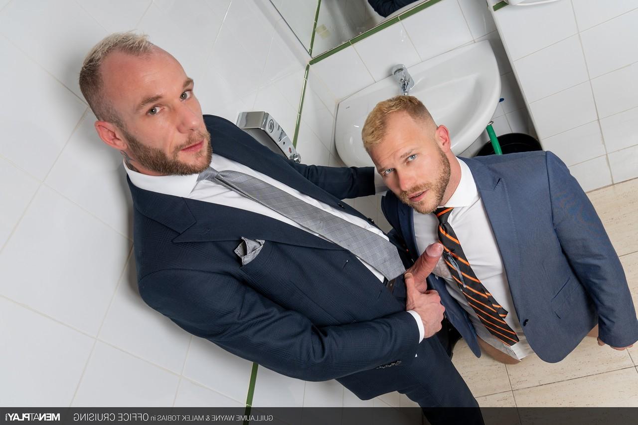 20P Gay colleagues Malek Tobias & Guillaume Wayne enjoy some doggystyle anal sex